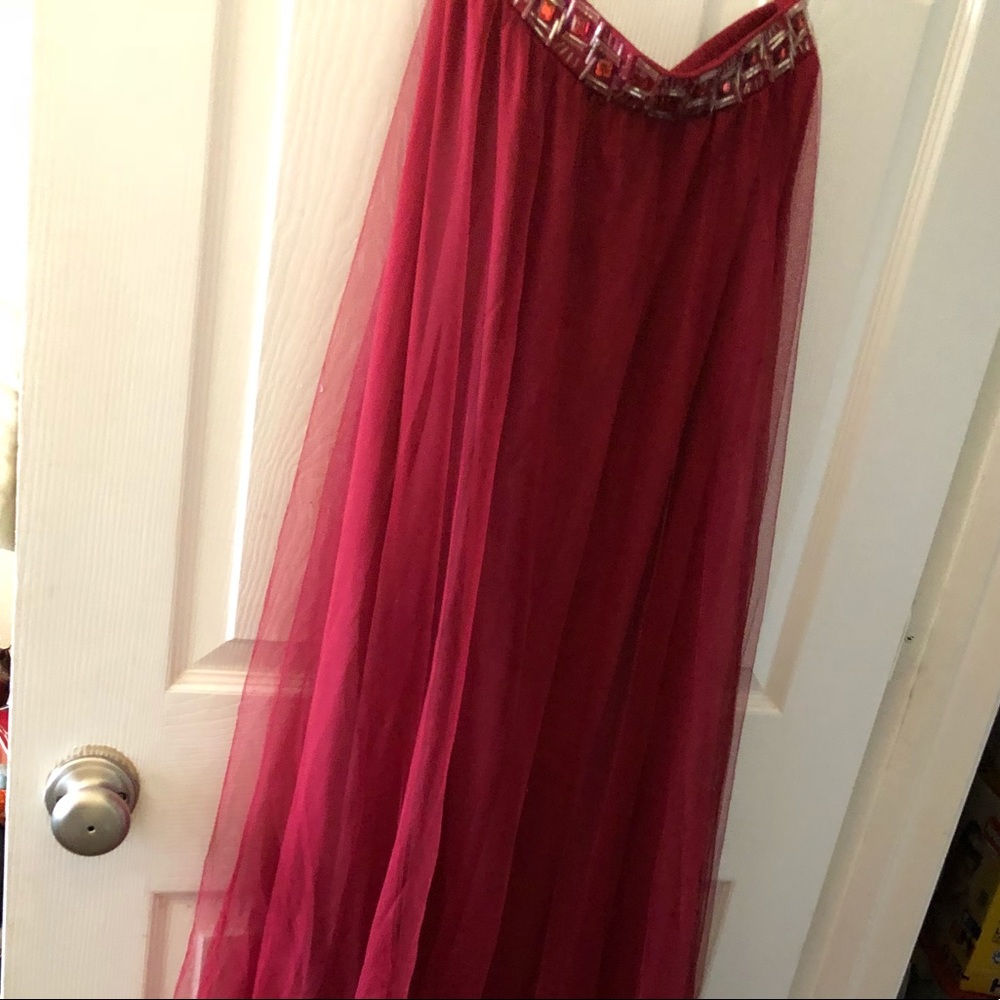 Two piece - Picture 5 of 5